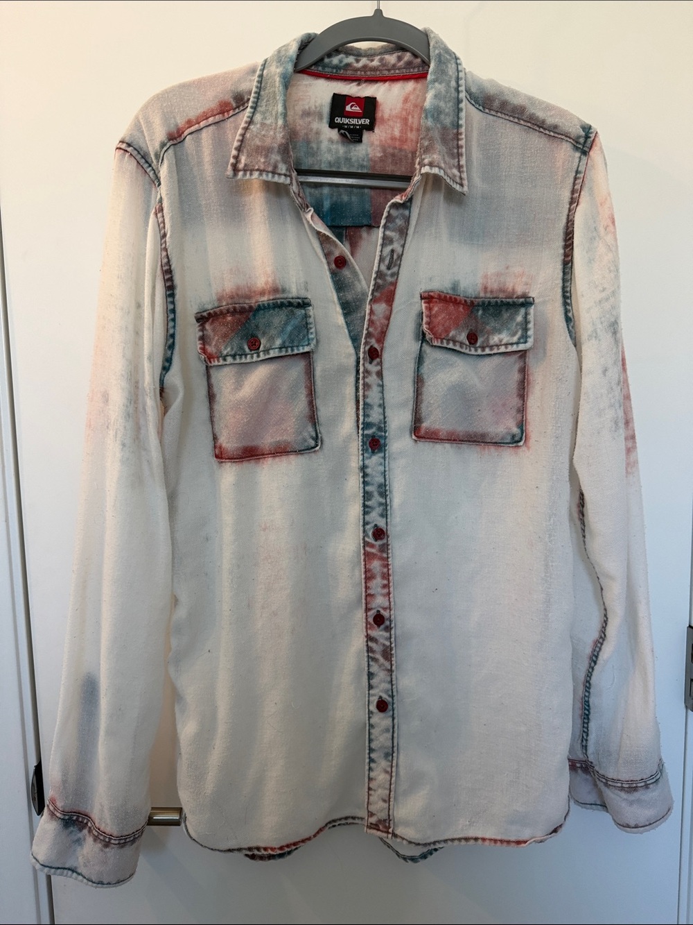 Quiksilver Men’s White Shirt Jacket with Red & Blue Wash Accents